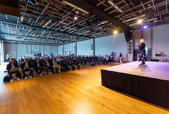 siemens_conference_700_1